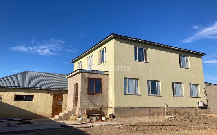 Жеке үй · 6 бөлме · 216.4 м² · 10 жүзд., Пер. Бейбитшилик 17А, бағасы: 19 млн ₸ в  — фото 2