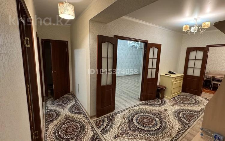 3-комнатная квартира · 76 м² · 2/5 этаж, Жаппасбай батыра 70Л за 150 000 ₸ в  — фото 2