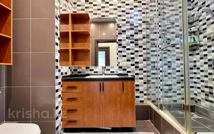 3-комнатная квартира · 117.5 м² · 7/7 этаж, Кабанбай батыра за 147 млн ₸ в Алматы, Медеуский р-н — фото 2