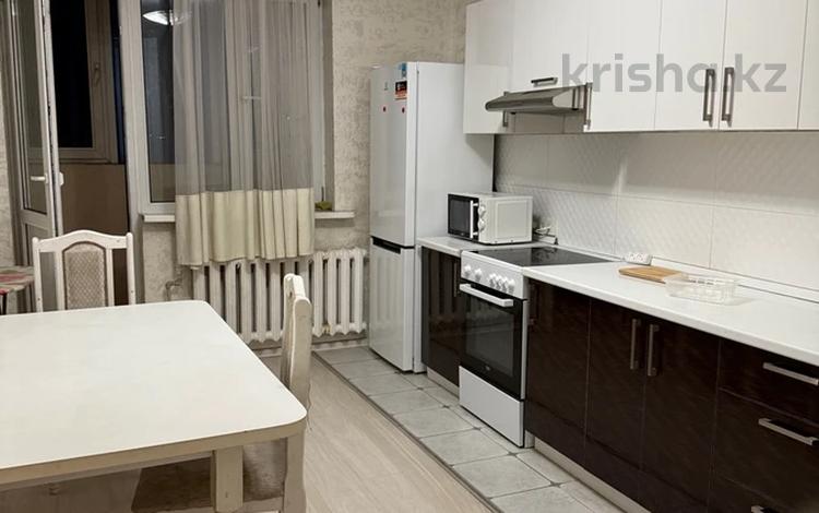 1-бөлмелі пәтер · 56 м² · 6/15 қабат, Толе би, бағасы: 250 000 ₸ в Алматы, Алмалинский р-н — фото 14