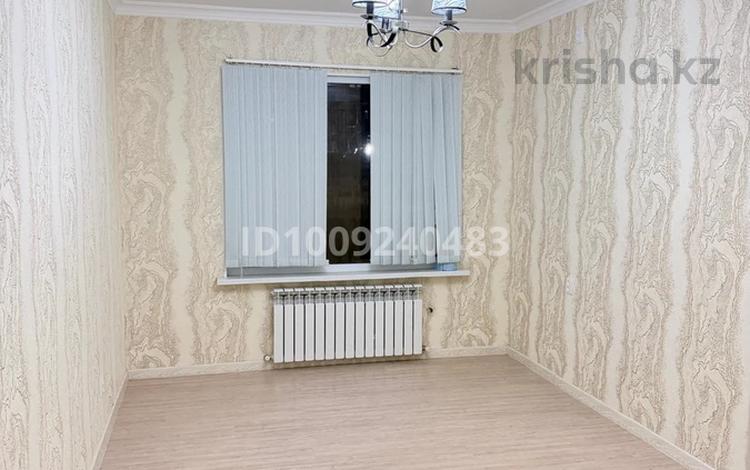 2-комнатная квартира · 67 м² · 1/14 этаж, мкр Шымсити 25/13 за 170 000 ₸ в Шымкенте, Абайский р-н — фото 2
