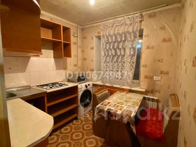 1-комнатная квартира · 31 м² · 2/5 этаж, Майкудук, Майкудук, 12й микрорайон 6 за 90 000 〒 в Караганде, Алихана Бокейханова р-н
