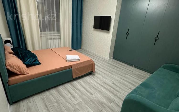 1-комнатная квартира · 50 м² · 11/13 этаж, Тауелсиздик 34/9 — Момышулы за 18 000 ₸ в Астане, Алматы р-н — фото 10