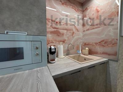 2-комнатная квартира · 52 м² · 1/14 этаж, ул. Набережная Славского 14 за 28.5 млн ₸ в Усть-Каменогорске