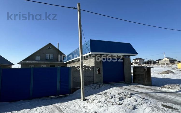 Отдельный дом · 8 комнат · 250 м² · 5 сот., Юности 7 переулок 5а за 62 млн ₸ в Семее — фото 2