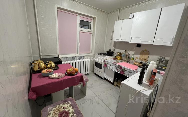 2-комнатная квартира · 45 м² · 1/5 этаж, Маметова 54 — Жукова за 13 млн ₸ в Уральске, мкр Школьник — фото 9
