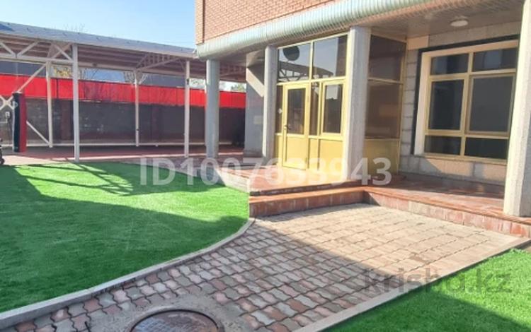 Отдельный дом · 4 комнаты · 160 м² · 6.2 сот., Макатаева 67 за 550 000 ₸ в  — фото 5