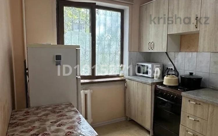 1-комнатная квартира · 32 м² · 1/4 этаж, мкр №3 33 за 190 000 ₸ в Алматы, Ауэзовский р-н — фото 2