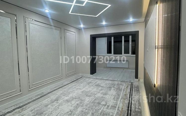 4-комнатная квартира · 86 м² · 5/5 этаж, Казыбек би 142 за 300 000 〒 в Таразе — фото 2