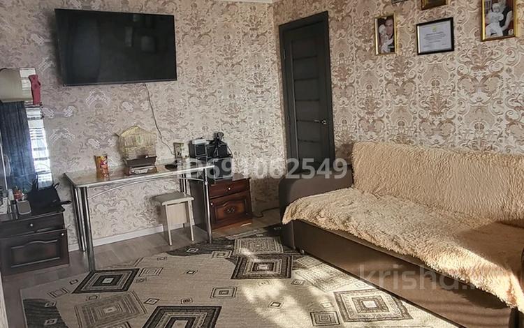 2-комнатная квартира · 42.2 м² · 3/3 этаж, Сатпаева 87 — Напротив Радуги за 12 млн ₸ в Жезказгане — фото 2