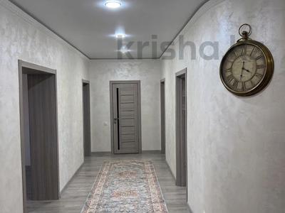 4-комнатная квартира · 130 м² · 8/9 этаж, мкр. Алтын орда, Ораза тате Улы 5 а за 45 млн ₸ в Актобе