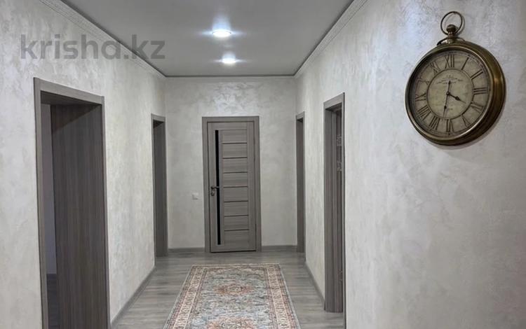 4-комнатная квартира · 130 м² · 8/9 этаж, мкр. Алтын орда, Ораза тате Улы 5 а за 45 млн ₸ в Актобе — фото 2