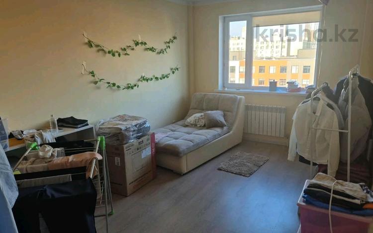 3-комнатная квартира · 75 м², ул. Абикен Бектуров, 17 17/2 за 310 000 ₸ в Астане, Есильский р-н — фото 2