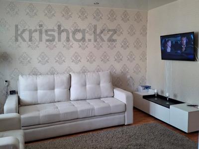 3-бөлмелі пәтер · 60 м² · 2/5 қабат, Набережная 80, бағасы: 200 000 〒 в Щучинске