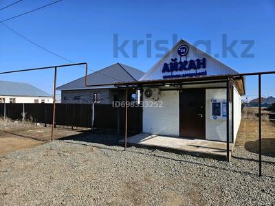 Жеке үй · 4 бөлме · 200 м² · 10 жүзд., Аламан 18, бағасы: 29.5 млн ₸ в Круглоозерном