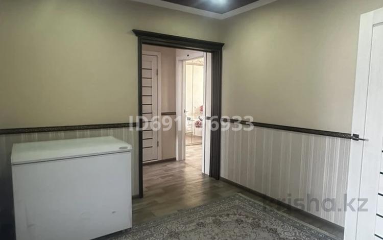 3-бөлмелі пәтер · 65.8 м² · 4/9 қабат, мкр Юго-Восток, Мкр Гульдер 1 13, бағасы: 30 млн ₸ в Караганде, Казыбек би р-н — фото 3