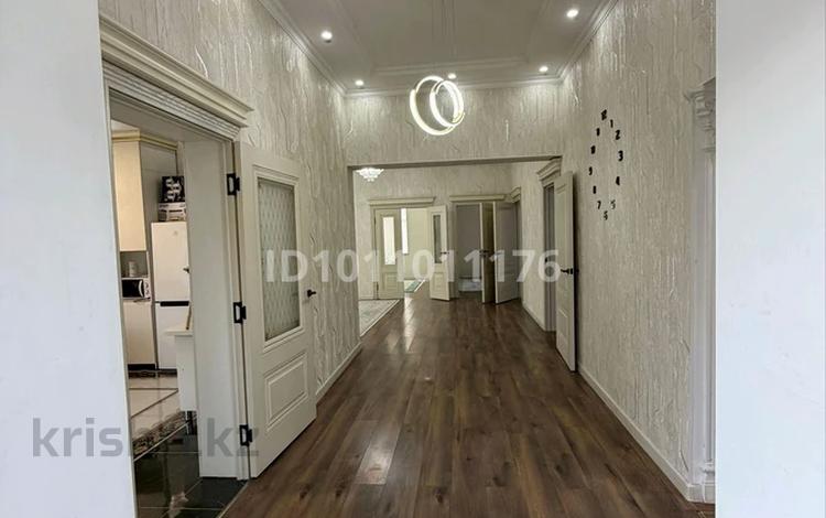Отдельный дом · 5 комнат · 200 м² · 25 сот., Ж.Акишева 16 — Вдоль дороги. за 45 млн ₸ в Шарапхане — фото 2