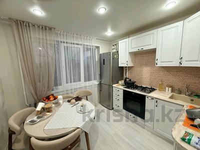 4-бөлмелі пәтер · 79 м² · 4/5 қабат, Абая 102, бағасы: 34.8 млн 〒 в Петропавловске