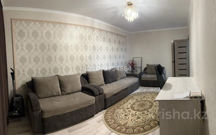 2-бөлмелі пәтер · 48 м² · 4/4 қабат, мкр №3 22, бағасы: 300 000 ₸ в Алматы, Ауэзовский р-н — фото 2