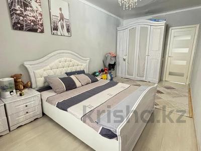 Пәтерлер в Акмолинской обл.: 2-бөлмелі пәтер · 57.1 м² · 4/6 қабат, Республики 18Б, бағасы: 17.9 млн 〒 2-бөлмелі пәтер · 57.1 м² · 4/6 қабат, Республики 18Б, бағасы: 17.9 млн 〒 в Косшы