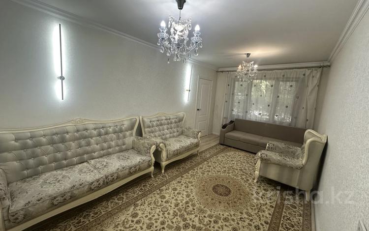 2-бөлмелі пәтер · 45 м² · 1/5 қабат, Сейфулина 452/2, бағасы: 300 000 ₸ в Алматы, Алмалинский р-н — фото 2