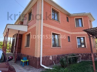 Отдельный дом · 7 комнат · 265 м² · 10 сот., Жетысу 62 за 250 млн ₸ в Булактах