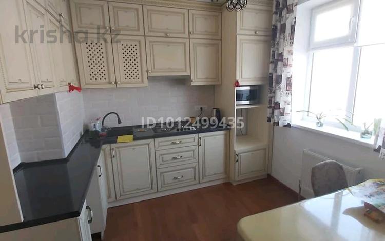 3-бөлмелі пәтер · 78 м² · 5/5 қабат, Береке ш/а. 1, бағасы: 26 млн ₸ в Атырау, мкр Береке — фото 2
