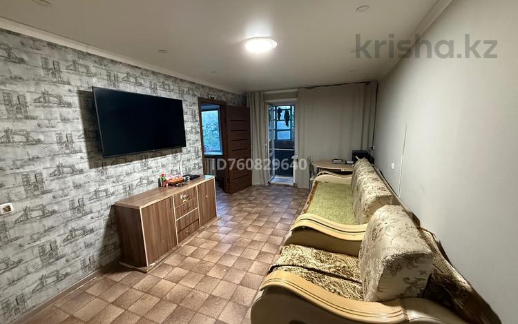 3-бөлмелі пәтер · 56.6 м² · 3/5 қабат, мкр Новый Город 20 — Алиханова, бағасы: 22 млн ₸ в Караганде, Казыбек би р-н — фото 2