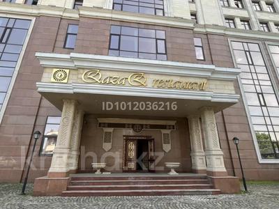 Свободное назначение, офисы, магазины и бутики, общепит, салоны красоты, бани, гостиницы и зоны отдыха, фитнес и спорт, медцентры и аптеки, образование, развлечения, конференц-залы, кабинеты и рабочие места, студии · 700 м² за 12.6 млн ₸ в Алматы, Медеуский р-н