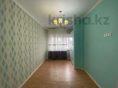 3-комнатная квартира, 90 м², 1/5 этаж помесячно, Шукирова 98А за 150 000 〒 в 