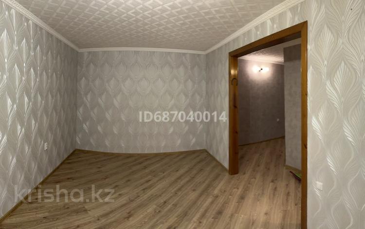 2-комнатная квартира, 45.8 м², 1/5 этаж, М.Жусупа 31А за 9 млн 〒 в Экибастузе — фото 2