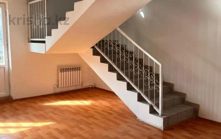 8-комнатная квартира · 241 м² · 9/10 этаж, Мкр. Аксай 32 за 55 млн ₸ в Алматы, Ауэзовский р-н — фото 9