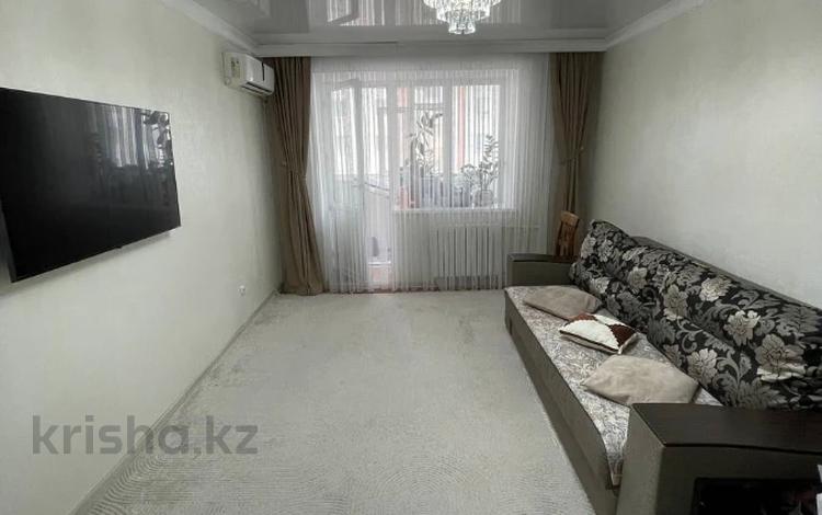 3-комнатная квартира · 79.5 м² · 6/10 этаж, Набережная за 25.5 млн ₸ в Актобе, мкр. Курмыш — фото 2