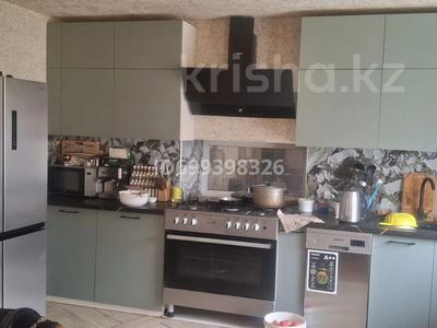 Отдельный дом · 5 комнат · 150 м² · 12.5 сот., мкр Городской Аэропорт, Космонавтов 266 — Космонавтов за 50 млн 〒 в Караганде, Казыбек би р-н