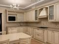 6-бөлмелі пәтер · 200 м² · 1/4 қабат, 2 ш/а. 12 — За рынком Алтай во дворах, бағасы: 88 млн ₸ в Актобе, мкр 8