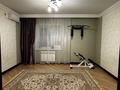 6-бөлмелі пәтер · 200 м² · 1/4 қабат, 2 ш/а. 12 — За рынком Алтай во дворах, бағасы: 88 млн ₸ в Актобе, мкр 8 — фото 12