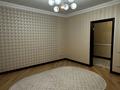 6-бөлмелі пәтер · 200 м² · 1/4 қабат, 2 ш/а. 12 — За рынком Алтай во дворах, бағасы: 88 млн ₸ в Актобе, мкр 8 — фото 18