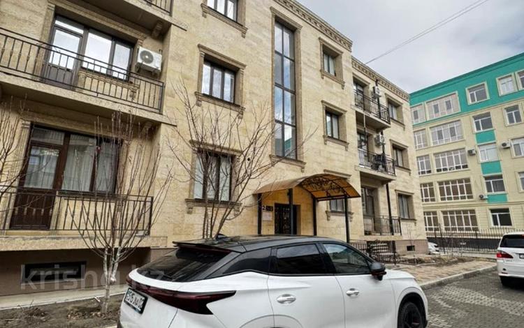 2-бөлмелі пәтер · 70 м² · 2/3 қабат, мкр Нурсая, Адгама Каримова 117, бағасы: 29 млн ₸ в Атырау — фото 2