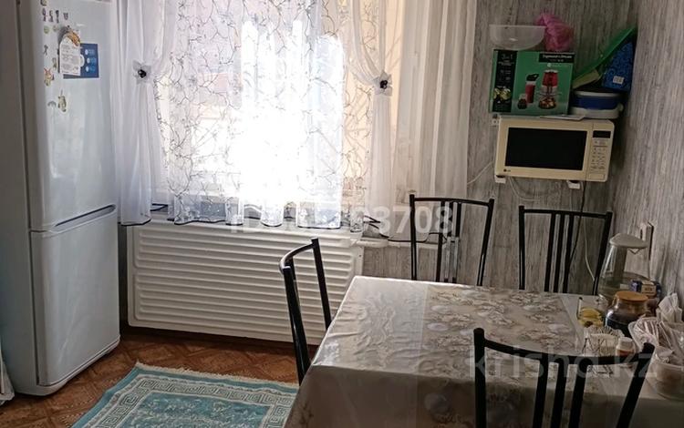 1-комнатная квартира, 34 м², 1/10 этаж, Майры 21 за 11.3 млн 〒 в Павлодаре — фото 2