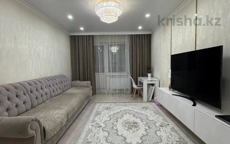 3-комнатная квартира · 85 м² · 10/16 этаж, мкр Юго-Восток, Шахтеров 52 за 46 млн ₸ в Караганде, Казыбек би р-н — фото 16