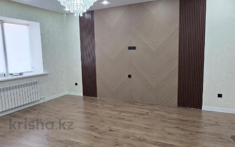 2-комнатная квартира · 93.3 м² · 5/5 этаж, Актобе, улица Халела Досмухамедулы за 28.5 млн ₸ — фото 5