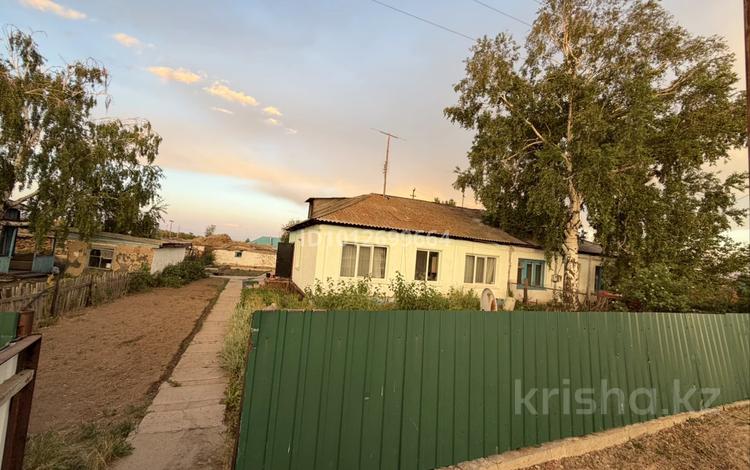 Отдельный дом · 3 комнаты · 50 м² · 6 сот., Казахстанская 13 — Село Ново Азовое за 3.5 млн ₸ в Таврическом — фото 2