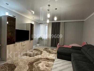 2-комнатная квартира, 82 м², 8/9 этаж помесячно, Аскарова Асанбая — Парка 1 президента за 350 000 〒 в Алматы, Наурызбайский р-н