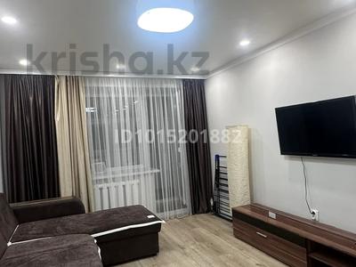 3-комнатная квартира · 55 м² · 3/5 этаж, мкр Михайловка 3 — Аманжолова за 33 млн ₸ в Караганде, Казыбек би р-н