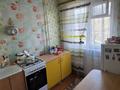 2-бөлмелі пәтер · 45.8 м² · 2/5 қабат, 7 мкр 2 — Площадь ,арена спортивная городской пляж, бағасы: 3.5 млн ₸ в Житикаре — фото 4