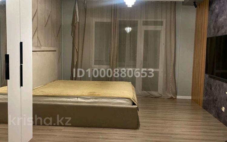 2-бөлмелі пәтер · 78.4 м² · 4/12 қабат, Кабанбай Батыра 223/161 — Байзакова, бағасы: 83 млн ₸ в Алматы, Алмалинский р-н — фото 2