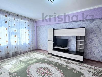 2-бөлмелі пәтер · 70 м² · 2/5 қабат, Мкр. Наурыз 2, бағасы: 200 000 〒 в Костанае