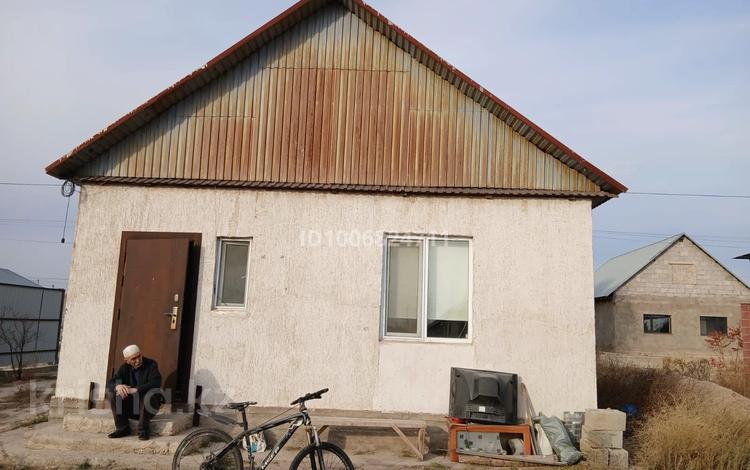 Отдельный дом · 2 комнаты · 42.25 м² · 8 сот., Күлтегін 34 — Микрорайон Айсулу за 11 млн 〒 в Жаналыке — фото 2