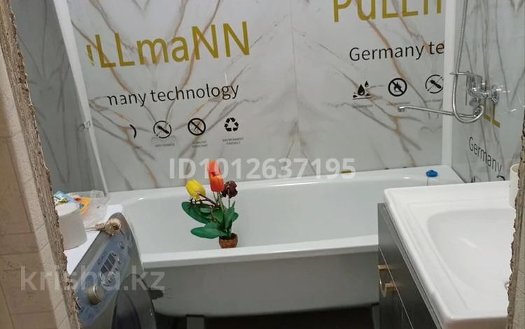 2-бөлмелі пәтер · 55 м² · 5/5 қабат, 15 микрайон 27в, бағасы: 28 млн ₸ в Семее — фото 2