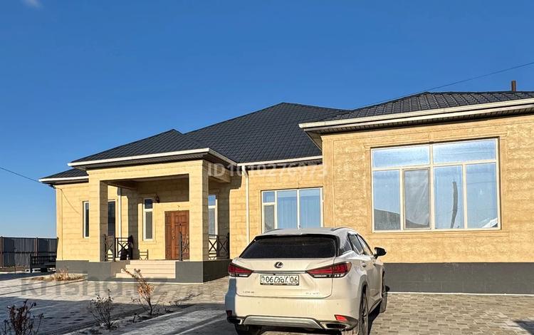 Отдельный дом · 8 комнат · 400 м² · 10 сот., Автодорожник 205 122 — 209 за 70 млн 〒 в Кульсары — фото 7
